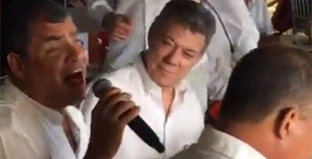 ¿La década farreada? Así cantó hoy Correa en Galápagos (Video)