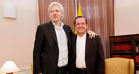 Ecuador gast al menos 5 millones de dlares para proteger a Julin Assange en la embajada