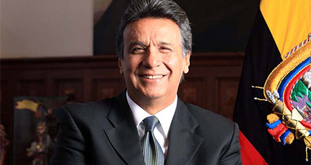 Lenin Moreno gana doble sueldo