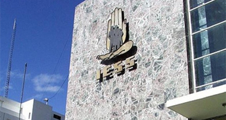 Crisis en el IESS: El Estado le debe al IESS 3 mil millones